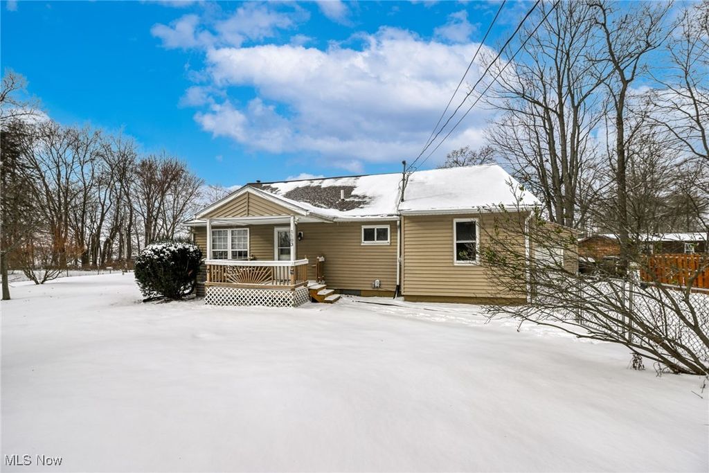 Photo of 1103 Crestline Drive, Akron, OH 44312 (MLS # 5182276)