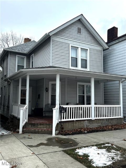 817 Broadway Street Wellsville OH 43968