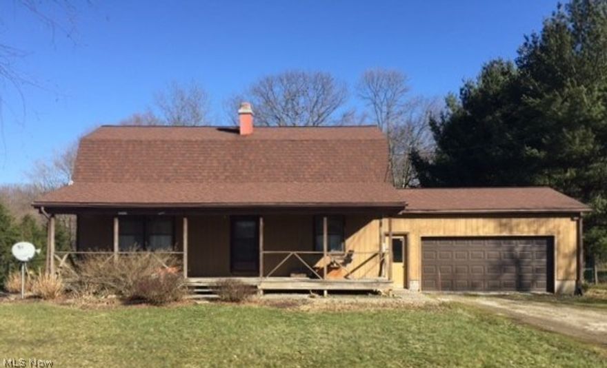 First time on the market, 3 bdrm, 1.1 bath, original owner, on 3 acres. Nice country setting with large fenced-in back yard.  Updates include deck 2014 and garage door 2016.