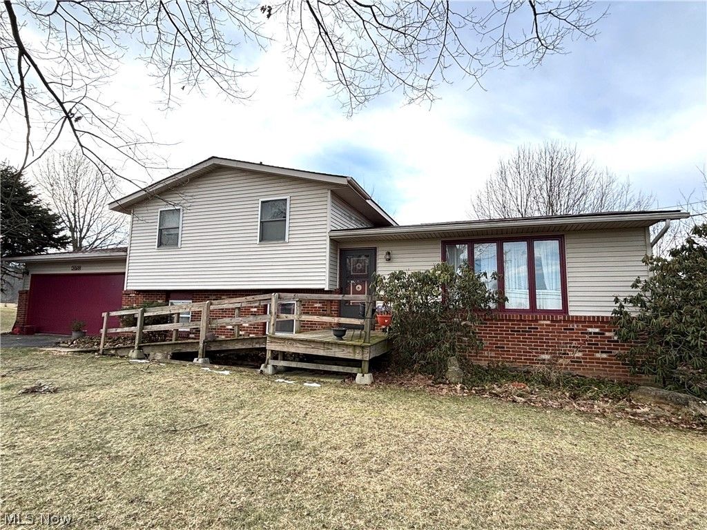 Photo of 43753 Columbiana Waterford Road, Columbiana, OH 44408 (MLS # 5188749)