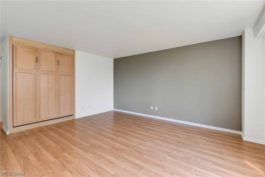 Marine Towers East Condo - Residential