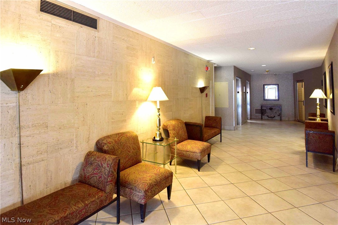 Marine Towers East Condo - Residential