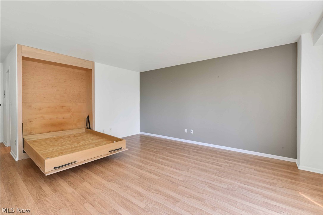 Marine Towers East Condo - Residential