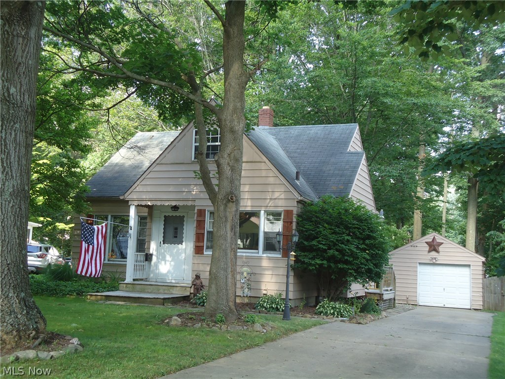 Don't miss this one!!! Charming 3 BR/2BTH Cape Cod home in desirable Silver Lake Highlands. Freshly painted throughout with hardwood foyer entry leading to a large, bright living room with pretty picture window. Updated 1st floor bath. 2 nice sized bedrooms on 1st floor with ample closet space...one bedroom is currently being used as an office with built-ins. The open, applianced kitchen with island and spacious dinette is perfect for entertaining guests or family functions. Hardwood flooring under carpets on 1st floor. The 2nd floor features a spacious master bedroom with loads of built-ins and storage. The front dormer could be used as a playroom/game room or walk-in closet. The lower level features a roomy full bath and 2 finished rooms perfect for an office, rec room or 4th bedroom. Ample storage throughout. Sellers are non smokers/with no pets. Outdoors, relax in a landscaped, park-like setting including a large, freestanding deck, fire pit, flagstone patio and wate