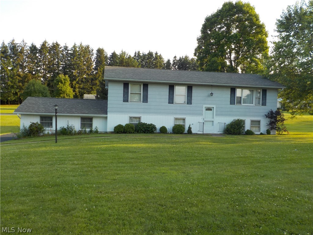 Falls Township, West Muskingum Schools 3 Bedroom, 2 Full Baths, 3 Car Garage, Off Military Road in the Nob Hill Subdivision Area, .82 Of an Acre, Public
Water & Sewer, Paved Drive ( With Basketball Pole & Hoop) Walk out Basement, Updated Roof, Furnace & Air Conditioning Unit, Updated Kitchen, All 3 Bedrooms Have Beautiful Hardwood Floors20' x 20' Rear Deck, Large Lower Level Family Room, Natural Gas Heat, Garden Area, Conveniently Located to Maple avenue, The Mall, North Pointe Drive & Newark Road ( SR 146 ) One Owner Home