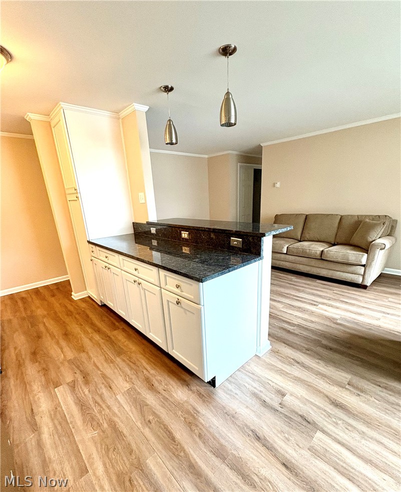 6000 Nob Hill Drive F 113