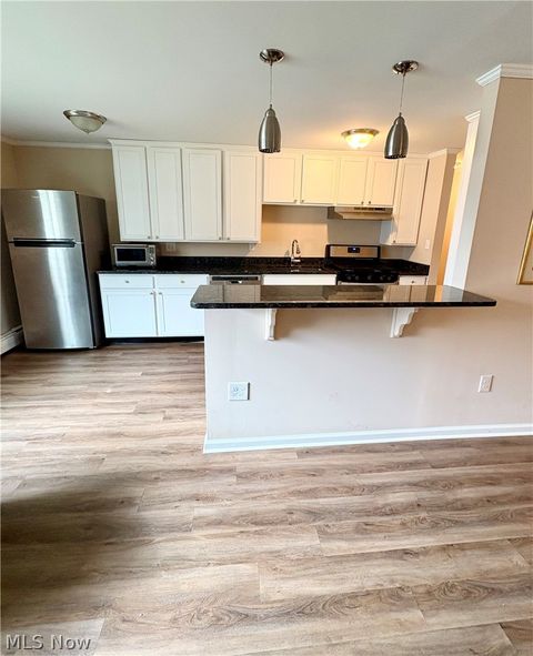 Tiny photo for 6000 Nob Hill Drive #F 113, Chagrin Falls, OH 44022 (MLS # 5187999)