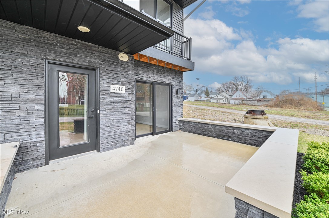 Walworth Pointe - Residential Lease