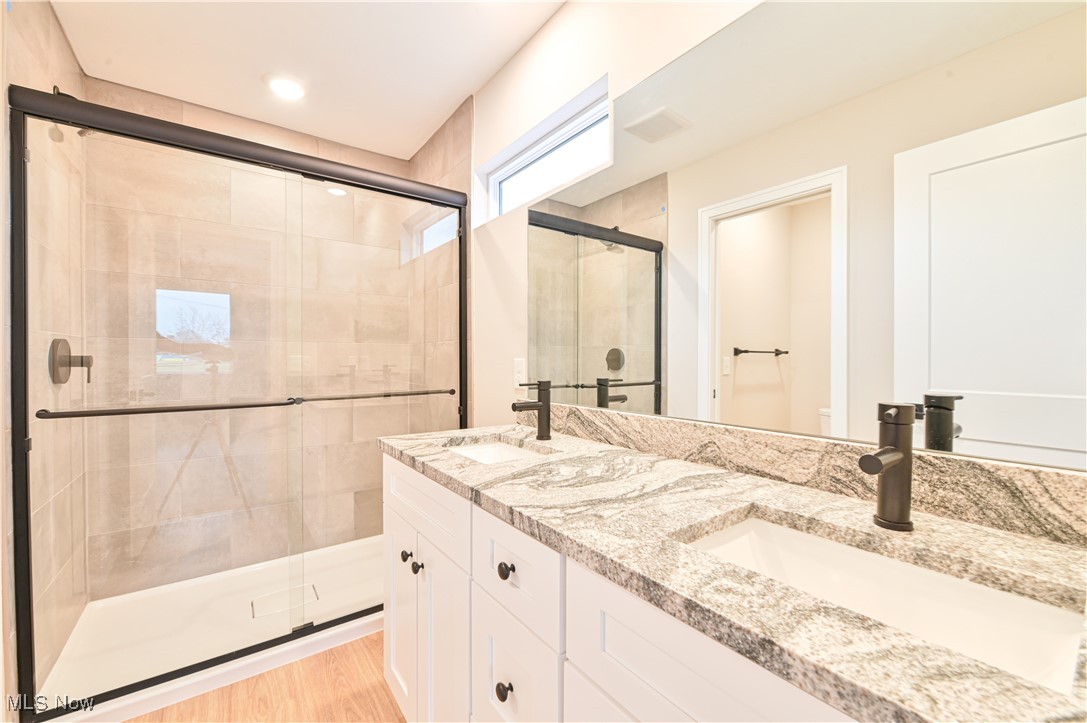 Walworth Pointe - Residential Lease