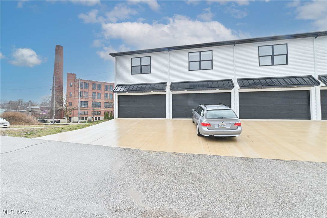 Walworth Pointe - Residential Lease