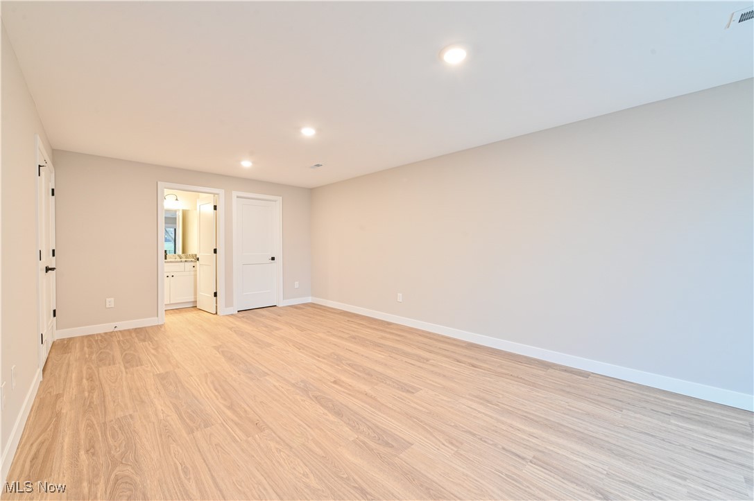 Walworth Pointe - Residential Lease