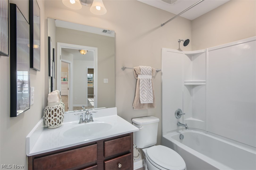 Arbor Lakes - Residential