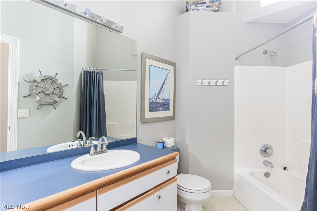 Back Bay/Arrowhead Condo - Residential