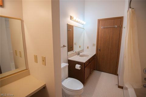 Tiny photo for 1327 Fox Run Drive, Youngstown, OH 44512 (MLS # 5186377)