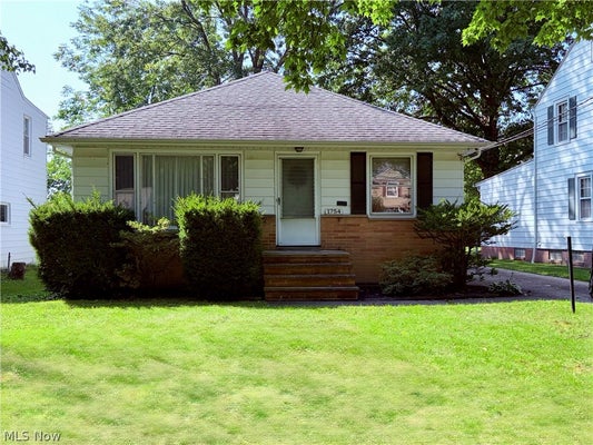 1754 SUNVIEW RD, CLEVELAND, OH 44124 - Image 027dc3e91dd092d843801e65619f2bc6/2415089114