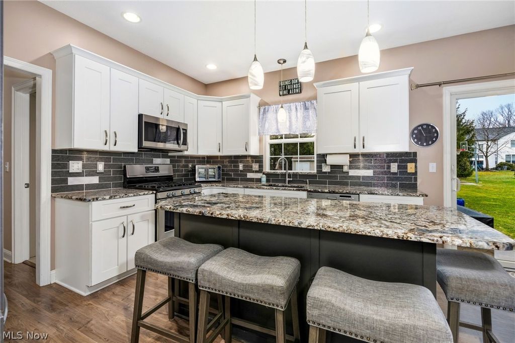 Photo of 1286 Freeport Drive, Medina, OH 44256 (MLS # 5190443)