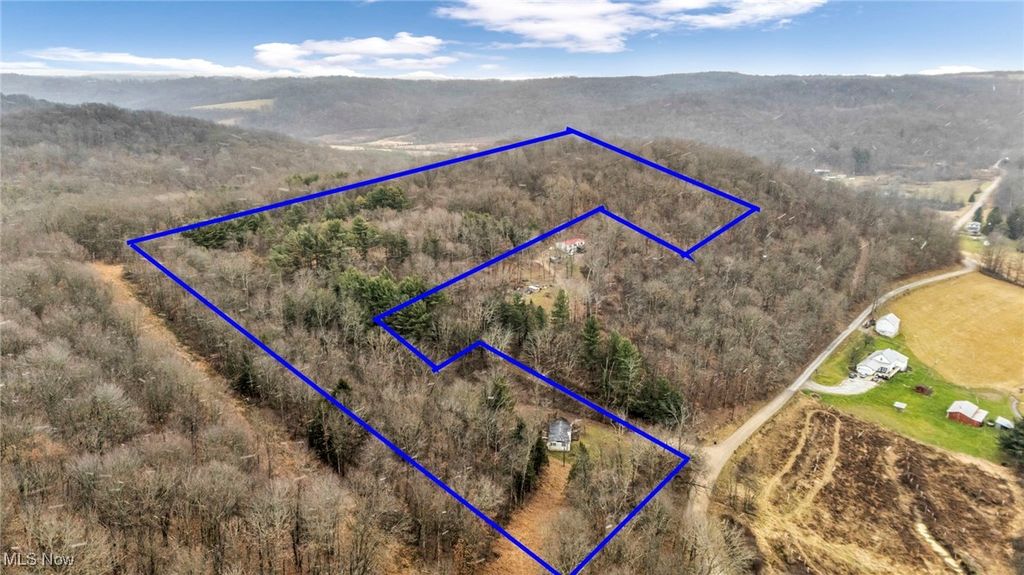 Photo of 32762 Township Rd 22, Killbuck, OH 44637 (MLS # 5178497)