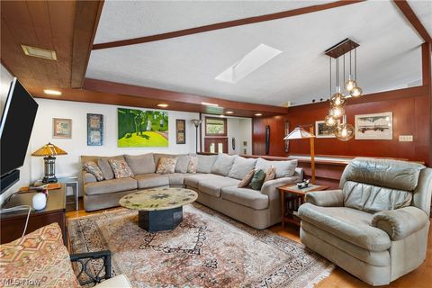 Tiny photo for 1 Wimpole Street, Wooster, OH 44691 (MLS # 5203549)