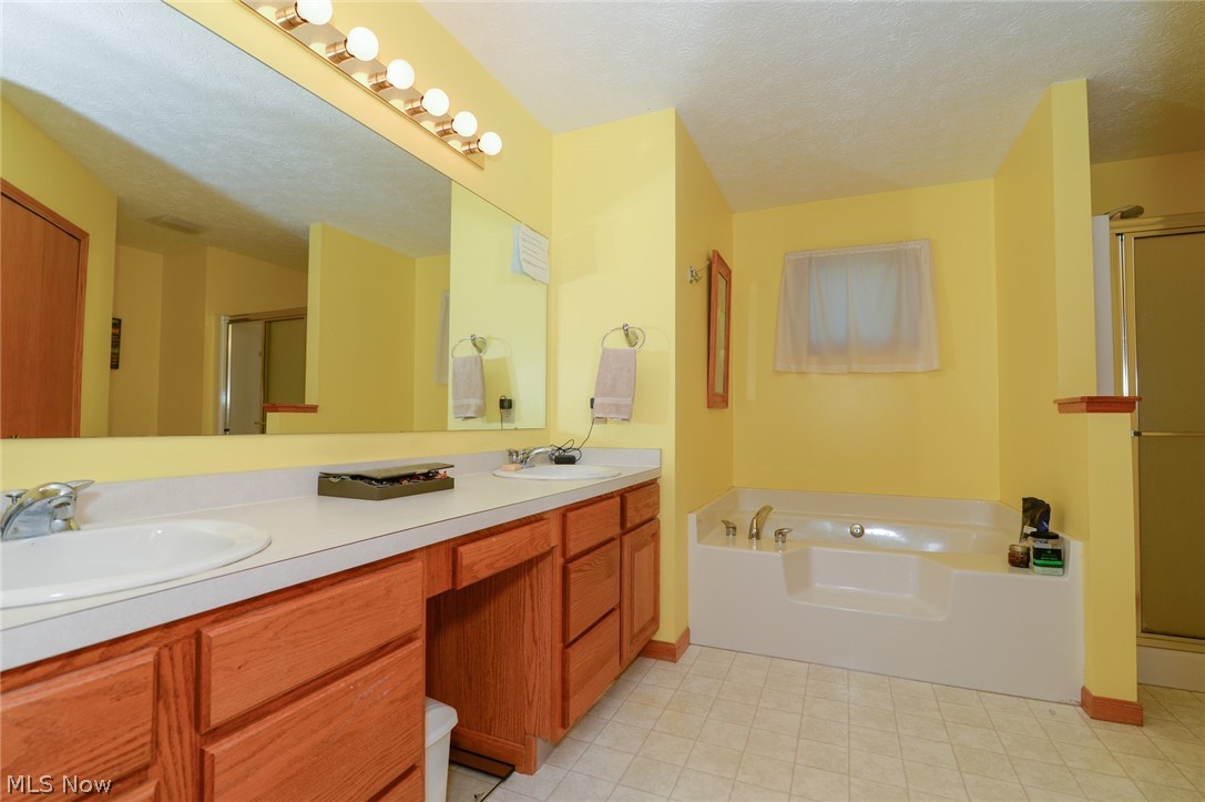 Sunset Hill Farm Ph 02 - Residential