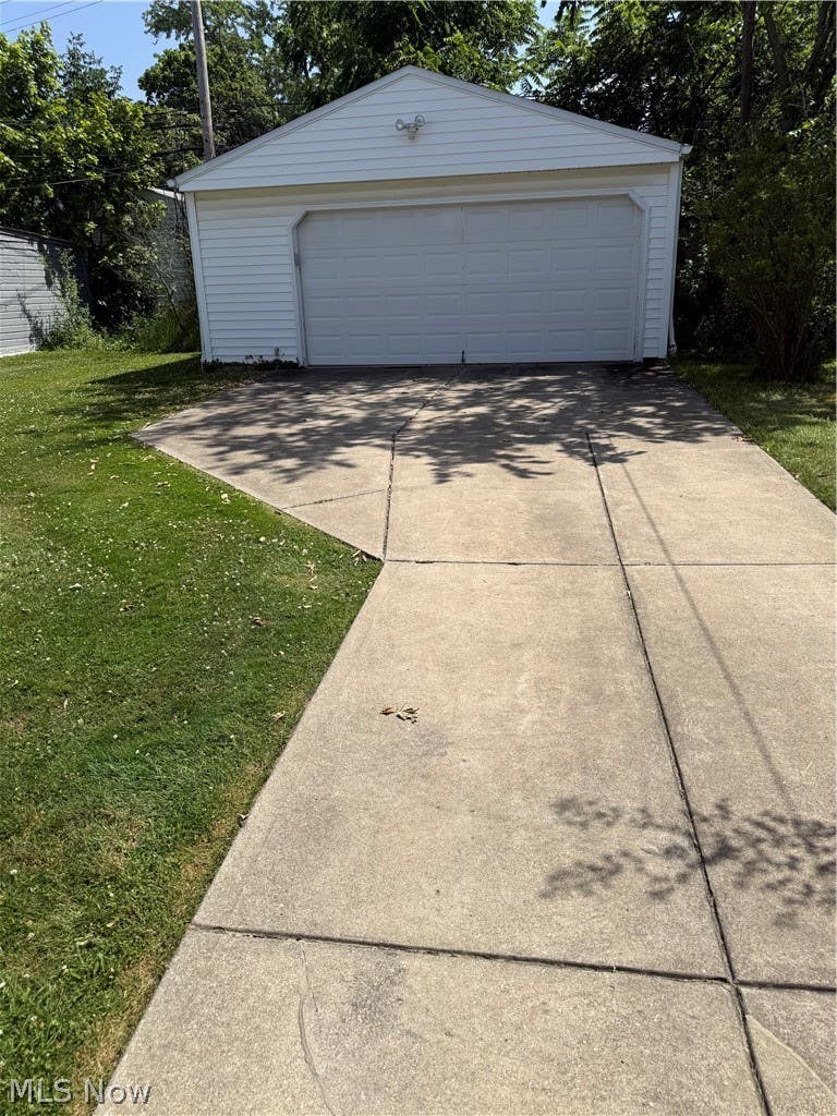 Photo of 4190 Wilmington Road, South Euclid, OH 44121 (MLS # 5223943)