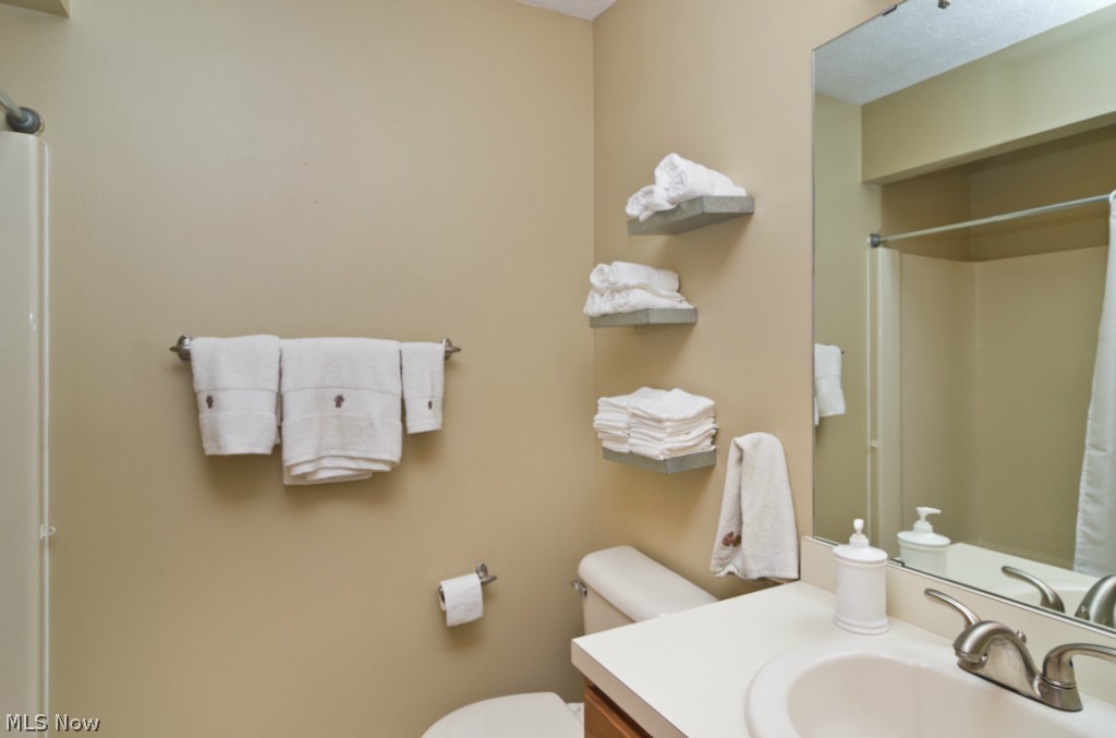 Amherst Commons - Residential