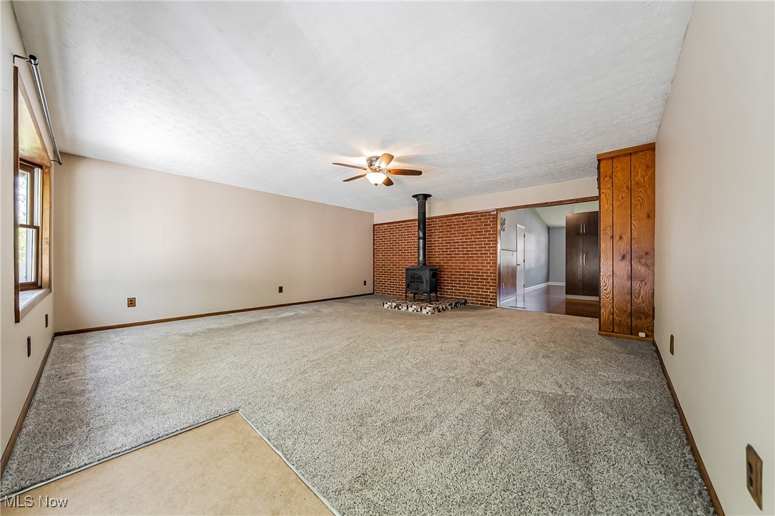 4706 Mapleview Drive, Vermilion, Ohio image 9