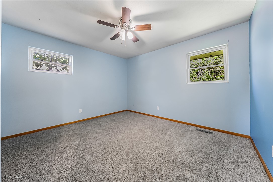 4706 Mapleview Drive, Vermilion, Ohio image 15