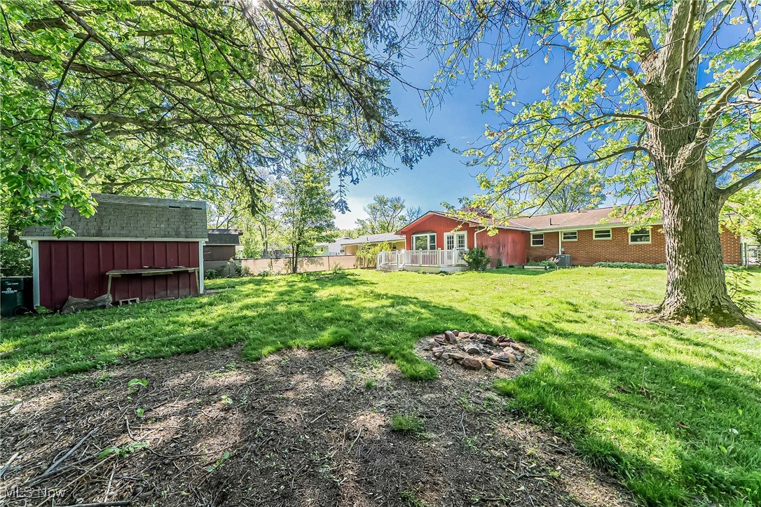 4706 Mapleview Drive, Vermilion, Ohio image 25