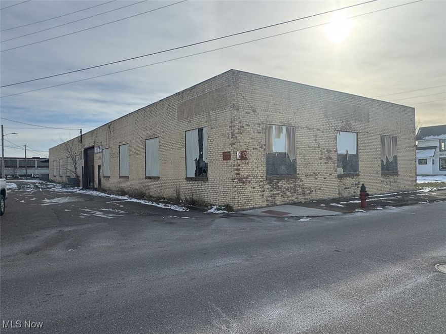 Investment Opportunity. Court-Ordered Auctions. Three Separate Real Estate Auctions, Commercial and Residential. Canton City, Stark County. Online Only. All sells online only. ONLINE BIDDING STARTS: MONDAY, JANUARY 26, 2026, 12:00 PM and ENDS: FRIDAY, JANUARY 30, 2026, 12:00 PM. Auction #2: 1000 Cleveland Ave. SW, Canton, OH 44707. Commercial building Zoned B5 (Business Central). The property consists of a 7,200 sq. ft. block warehouse on approximately .25 acres, built in 1943, featuring an overhead door and an open warehouse layout. The building is in need of renovations and is suitable for a variety of commercial uses. The sale also includes a nearby vacant lot measuring approximately .34 acres (approx. 100’ x 151’), providing additional land for parking, expansion, or future development. Stark County parcels #10010079 and #10010080. Note: Each auction package is being sold individually ONLY; all three packages are NOT being offered together. All information is derived from the tax cards, and property conditions are unknown. Auction By Order Of: Stark County Common Pleas Court Case #2025CV00896. For Auctions 1 and 3, see MLS #5179767(1) and 5179830 (3).