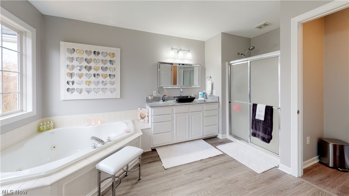 Emerald Lakes Ph 03 - Residential