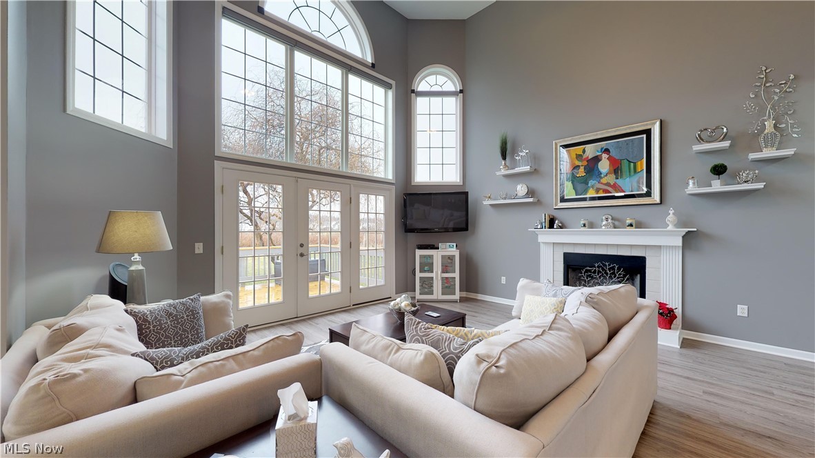 Emerald Lakes Ph 03 - Residential