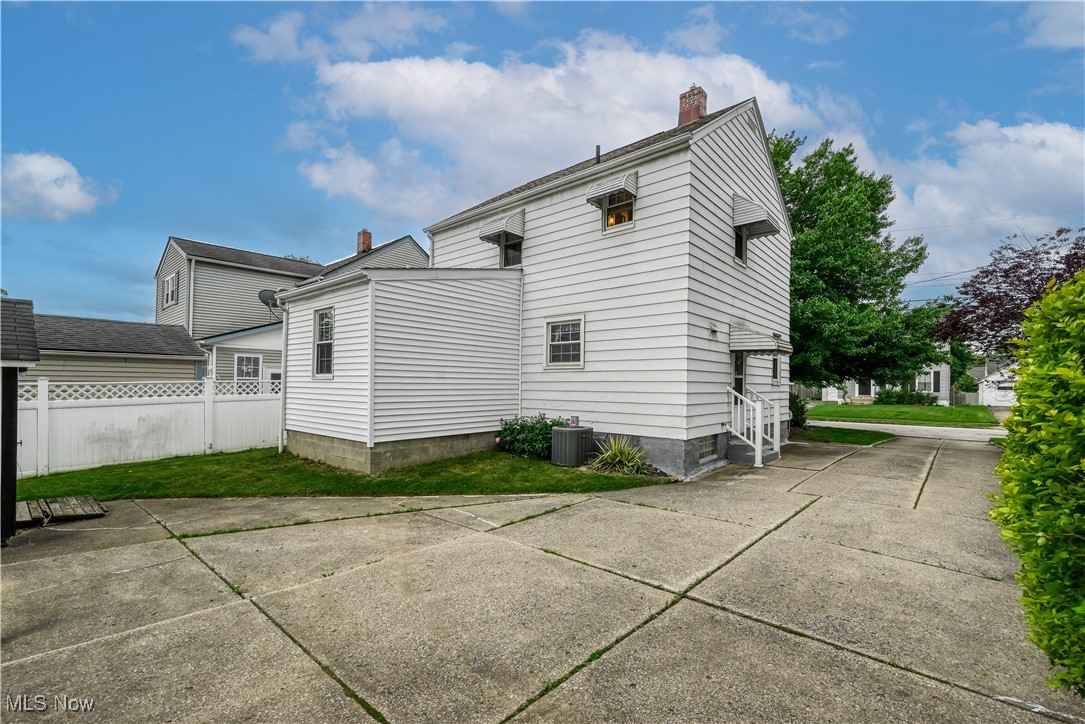 2529 8th Street, Cuyahoga Falls, Ohio image 24