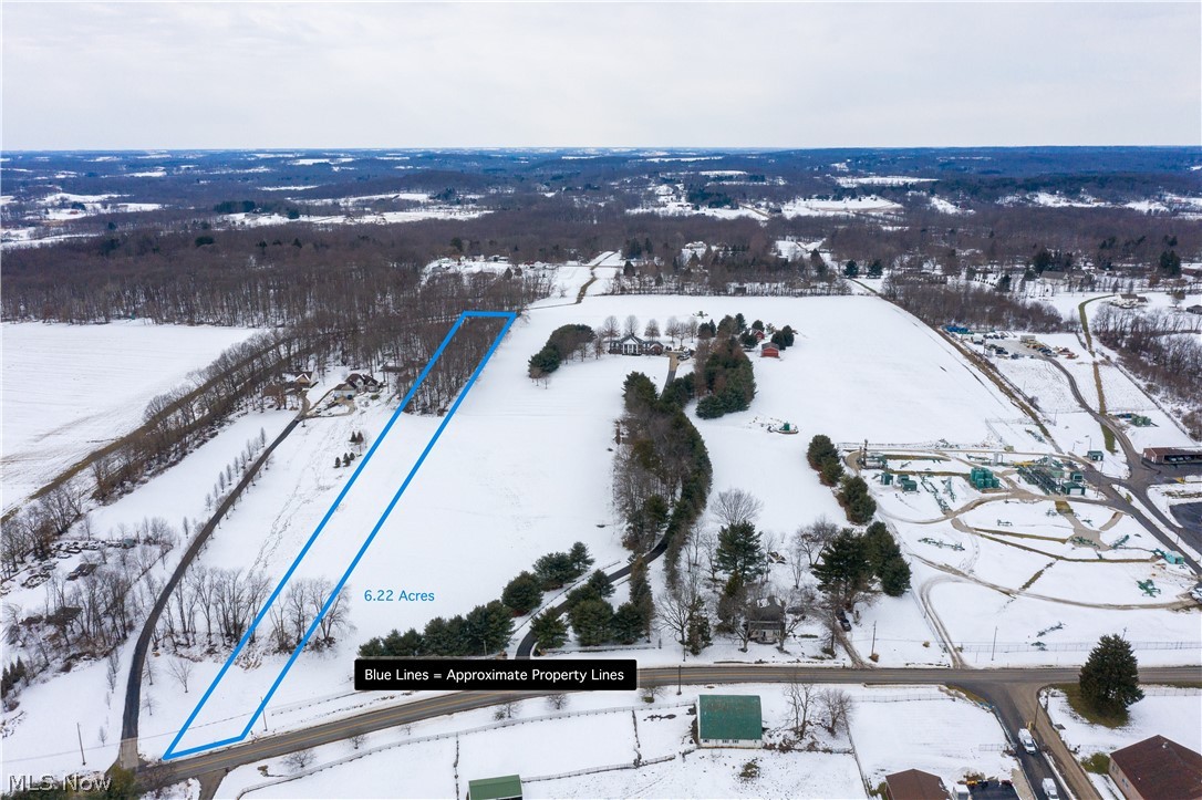 Build your dream home on this beautiful lot! Minutes from Portage Lakes, restaurants and Expressway.