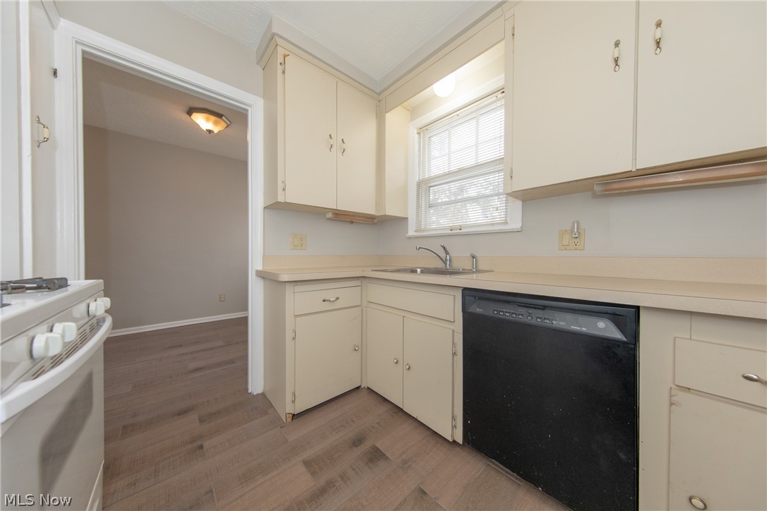 Mayfield On Belvoir Blvd - Residential