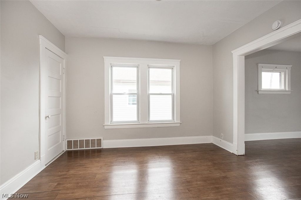 Photo of 4409 Bucyrus Avenue, Cleveland, OH 44109 (MLS # 5200459)