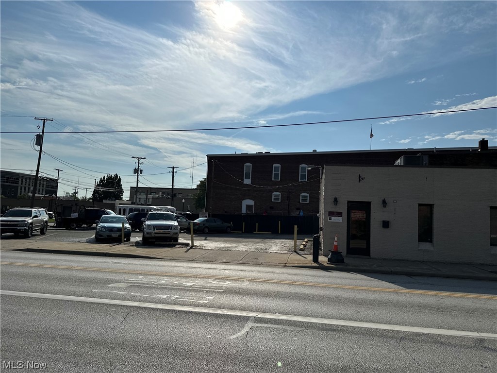 Ravenna, Ohio 44266, United States, ,Commercial,Active,71112