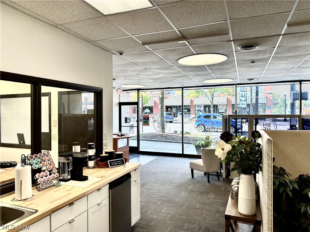 Ravenna, Ohio 44266, United States, ,Commercial,Active,71112