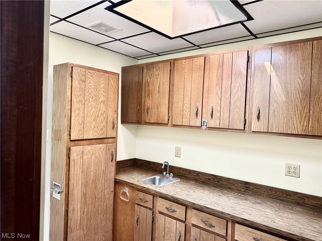 Ravenna, Ohio 44266, United States, ,Commercial,Active,71112