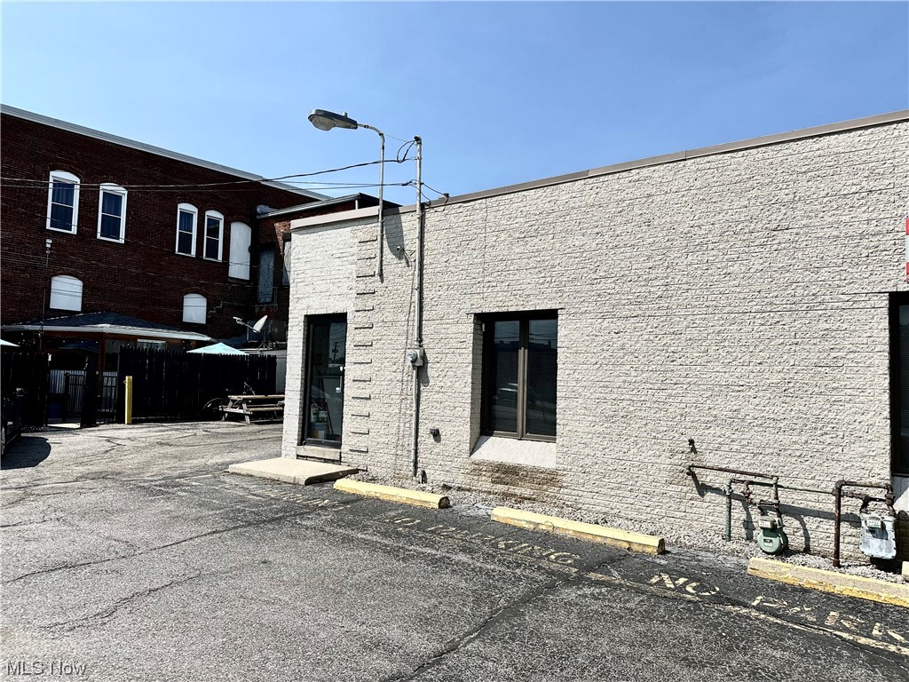 Ravenna, Ohio 44266, United States, ,Commercial,Active,71112