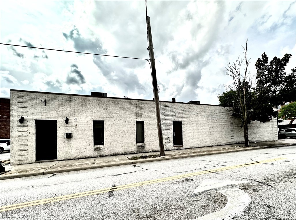 Ravenna, Ohio 44266, United States, ,Commercial,Active,71112