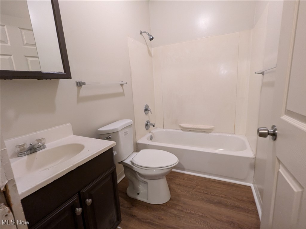 Cleveland, Ohio 44110, United States, 2 Bedrooms Bedrooms, ,1 BathroomBathrooms,Residential,Active,30341