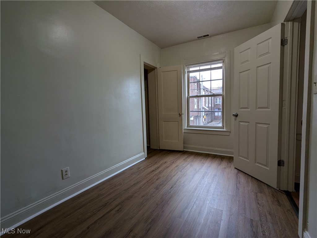 Cleveland, Ohio 44110, United States, 2 Bedrooms Bedrooms, ,1 BathroomBathrooms,Residential,Active,30341