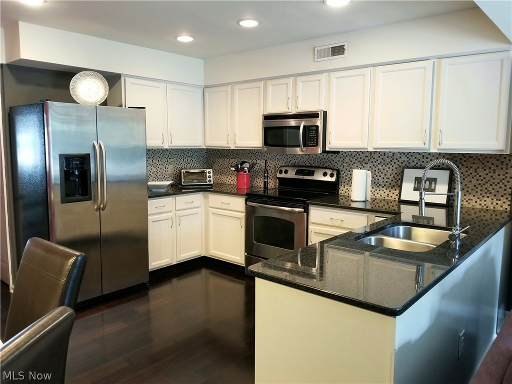 Eagles Chase Condo - Residential