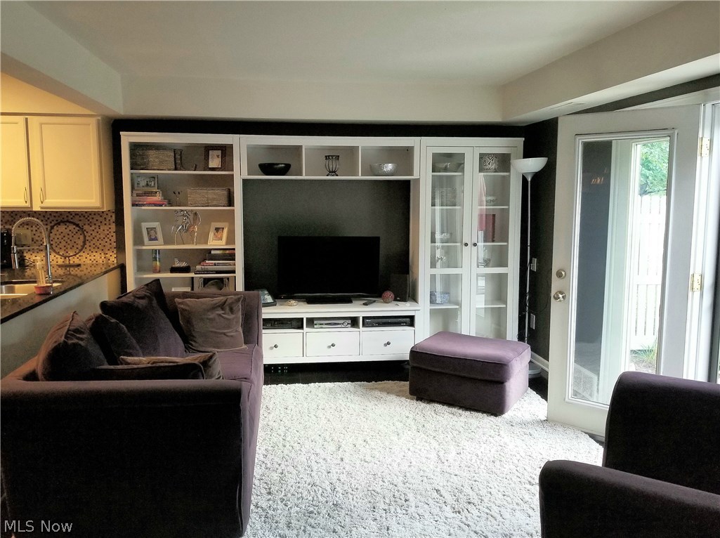 Eagles Chase Condo - Residential