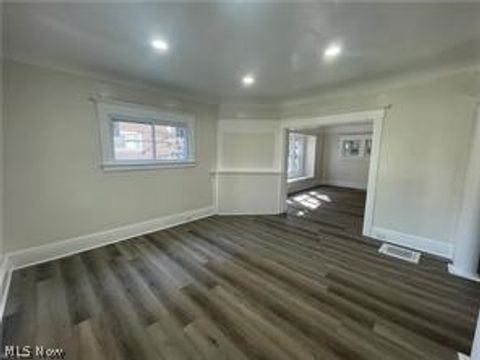 Tiny photo for 10404 South Boulevard, Cleveland, OH 44108 (MLS # 5203237)