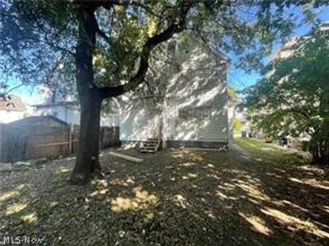 Tiny photo for 10404 South Boulevard, Cleveland, OH 44108 (MLS # 5203237)
