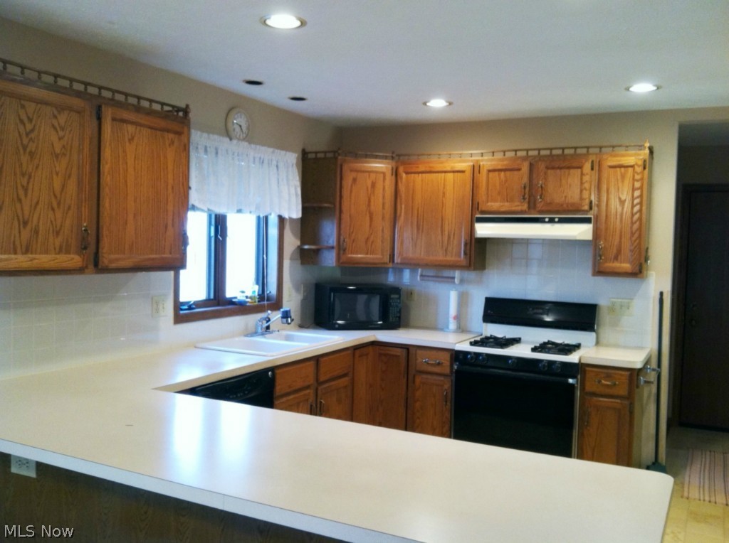 Colonial Hills - Residential