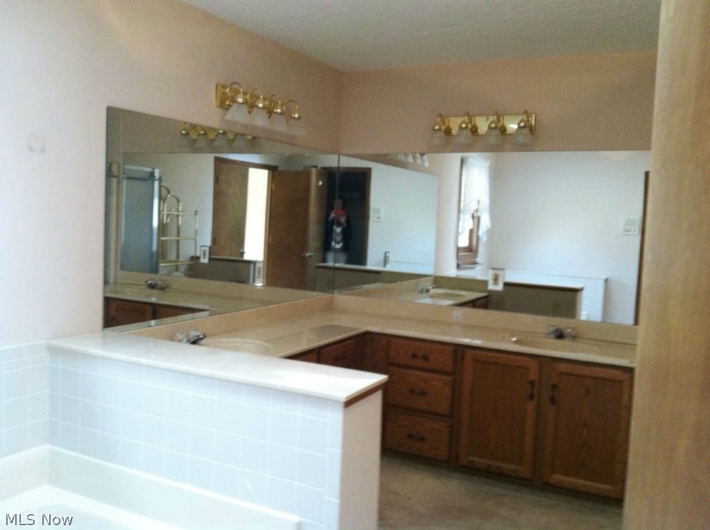 Colonial Hills - Residential