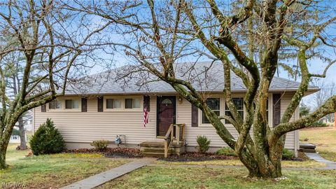 Tiny photo for 3145 Winding Way, Zanesville, OH 43701 (MLS # 5190787)