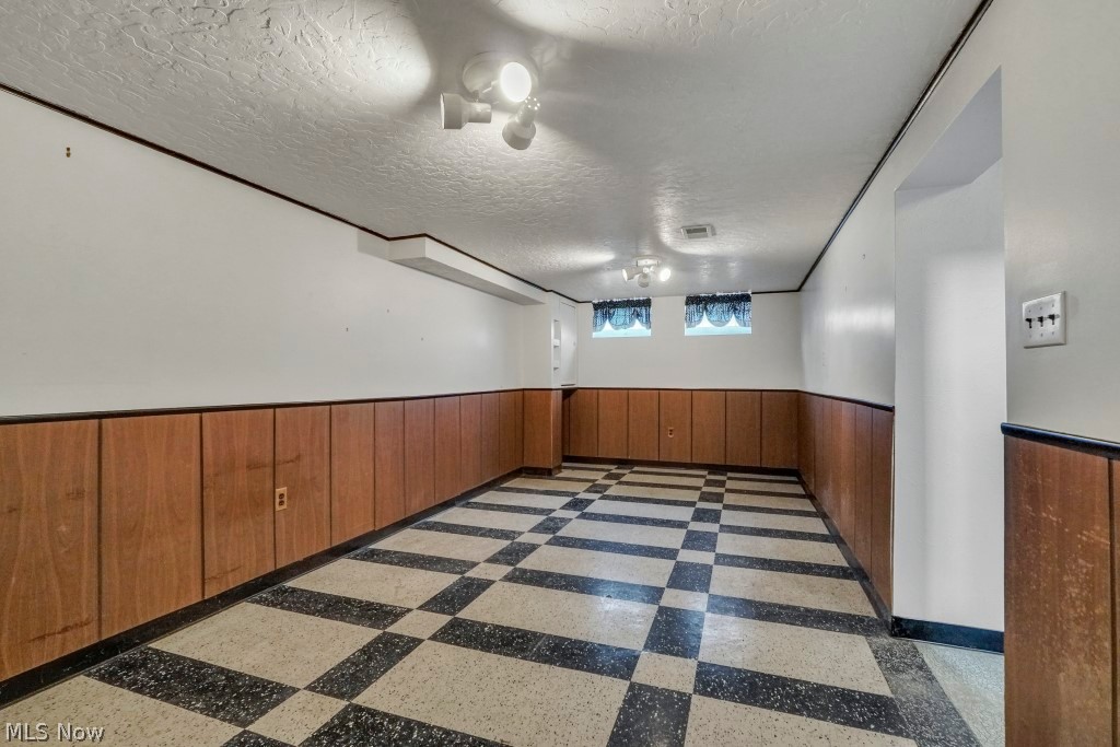 Woodward Blvd Dev 01 - Residential